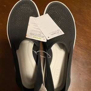 Crocs Slip on Sneakers